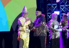 Kamad MTsN 1 Kota Gorontalo Dianugerahi Sebagai Kepala Madrasah Berprestasi