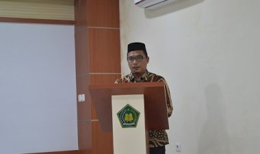 Hakim Sampaikan ini Saat Pisah Sambut Kaur TU Kepada Civitas MTsN 1 Kota