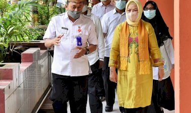 Selain Walikota Bersama Tim, Anggota DPR RI Komisi VIII Juga Tinjau PTMT di MTsN 1 Kota