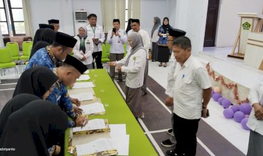 Kepala Madrasah Rommy Bau Hadiri Penandatanganan Kontrak Kerja dan Pembinaan P3K di Kemenag Kota Gorontalo
