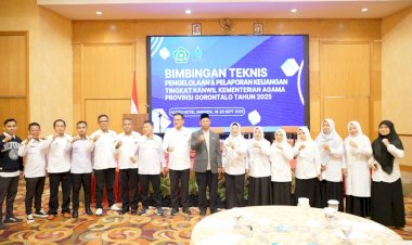 Kepala MTsN 1 Kota Gorontalo Ikuti Bimtek Pengelolaan dan Pelaporan Keuangan di Manado