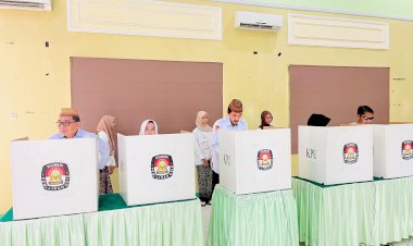 PEMILIHAN KETUA DAN WAKIL KETUA OSIS MTsN 1 KOTA GORONTALO PERIODE 2025–2026 BERLANGSUNG MERIAH DAN DEMOKRATIS