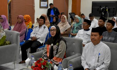 Tangis Haru Warnai Wisuda Tahfidz MTsN 1 Kota Gorontalo
