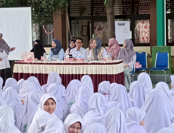 Ko Kurikuler MTsN 1 Kota Gorontalo Gandeng Dinas Kesehatan Provinsi Gorontalo Sosialisasikan “Isi Piringku” dan PHBS