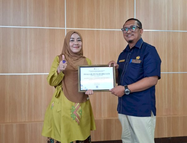 MTsN 1 Kota Buktikan Tata Kelola Keuangan Yang Unggul dengan Raih Penghargaan