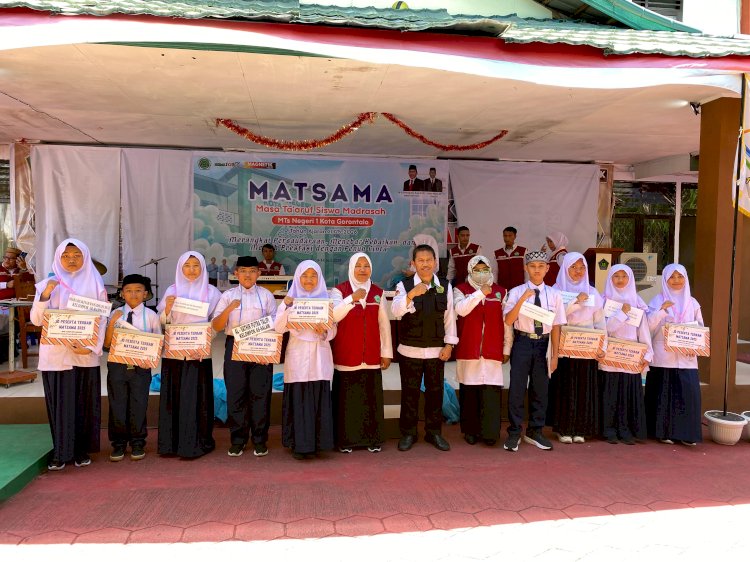 Penutupan Kegiatan MATSAMA MTsN 1 Kota Gorontalo Tahun Ajaran 2025/2026: Kepala Madrasah Ajak Siswa Baru Jaga Akhlak dan Wujudkan Cita-Cita